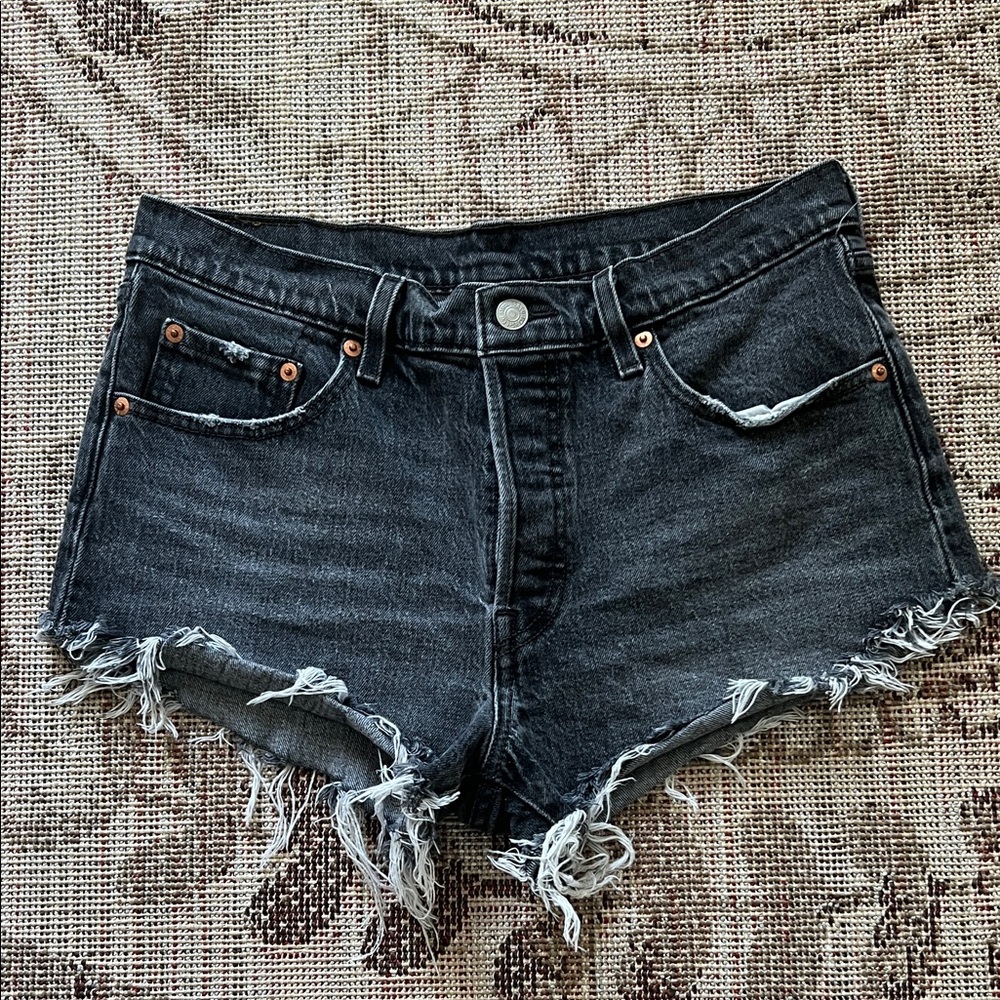 Levi's Black Frayed Denim Shorts size 29